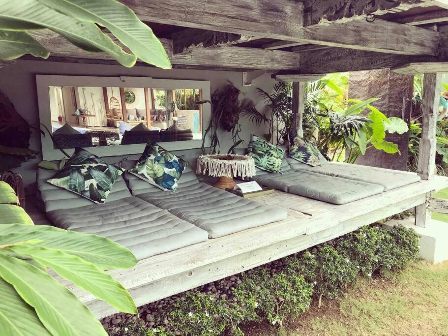 Desa Naga Villa Canggu Екстериор снимка