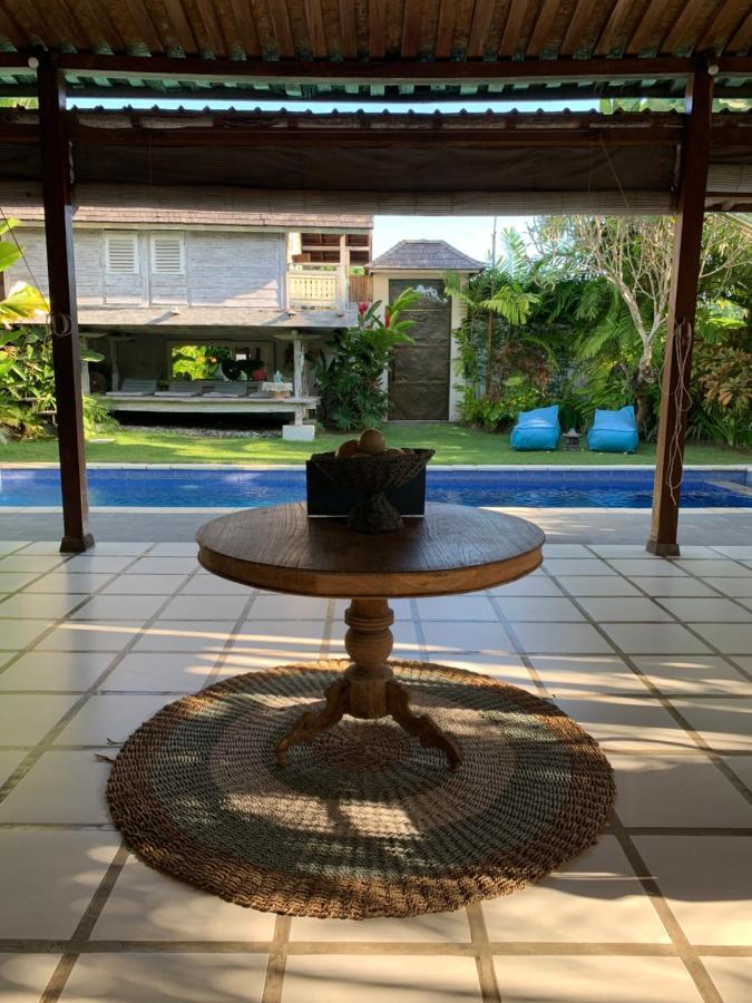 Desa Naga Villa Canggu Екстериор снимка